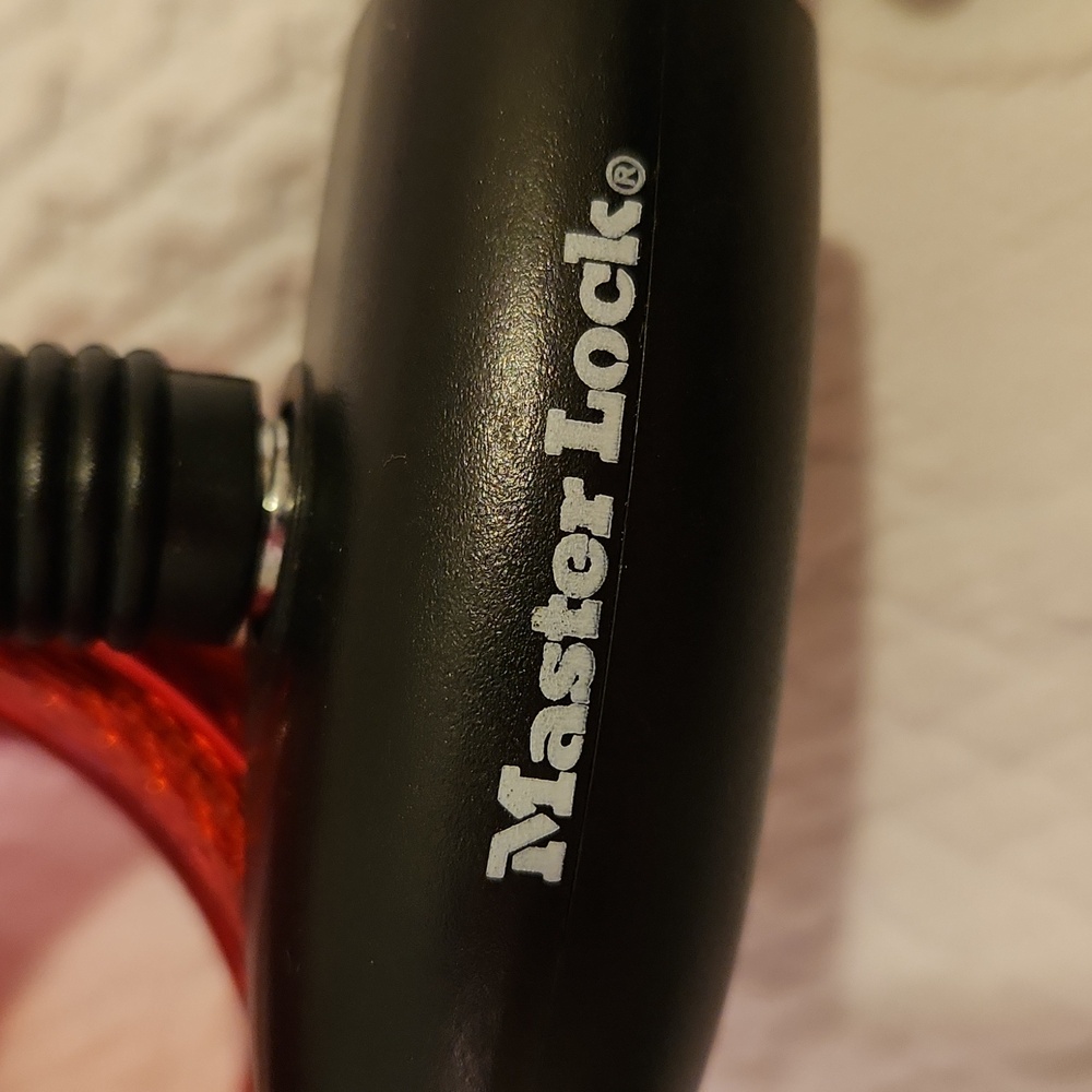 Red Cable Lock - Picture 2 of 3
